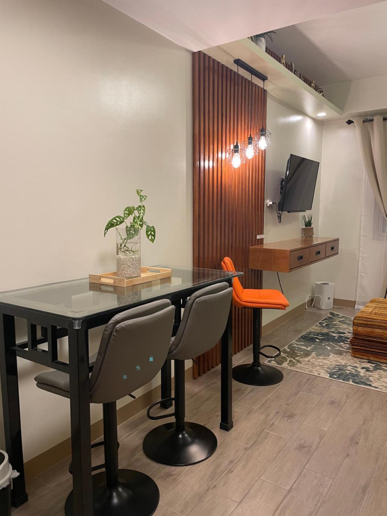 Condo Home With Fast Wifi In Bacolod City Dış mekan fotoğraf