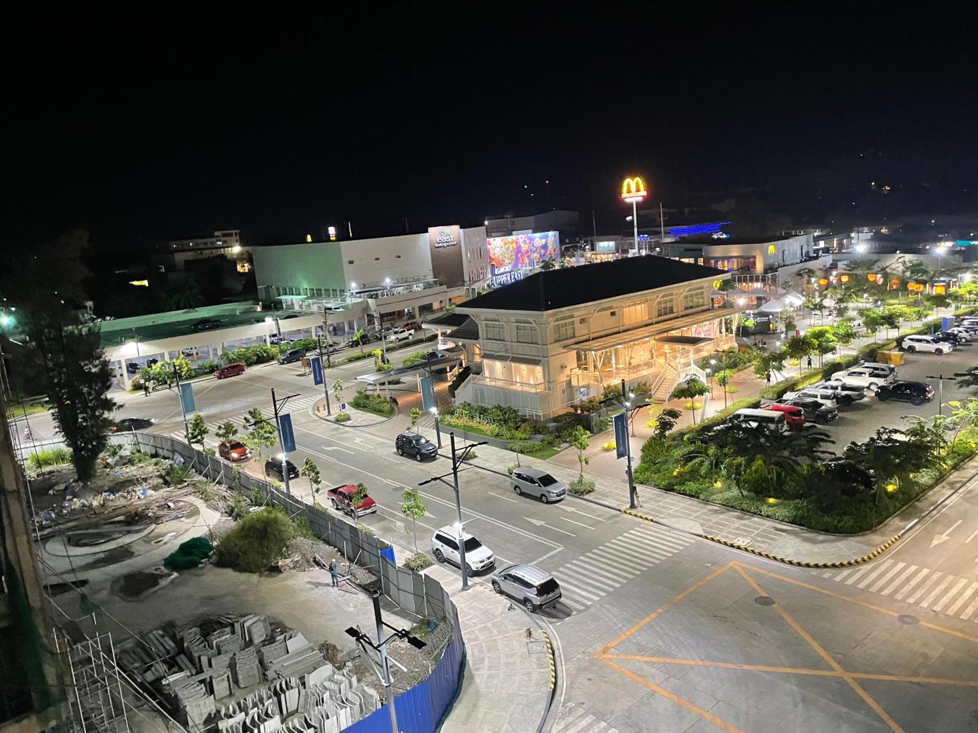 Condo Home With Fast Wifi In Bacolod City Dış mekan fotoğraf